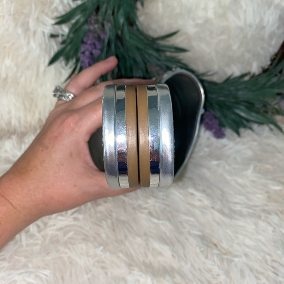 MICHAEL KORS slides - Picture 5 of 12